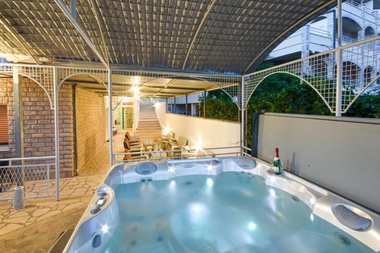 B&B Villa Ivona 2 Baška Voda Exterior foto